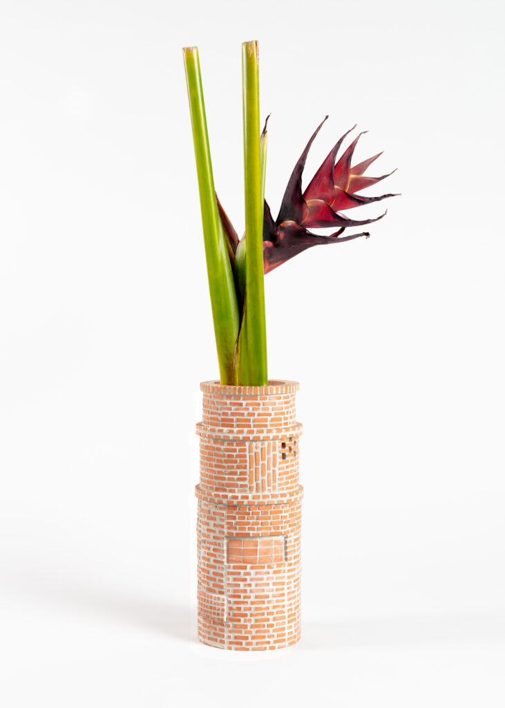 Job van den Berg - Brickwork Vase
