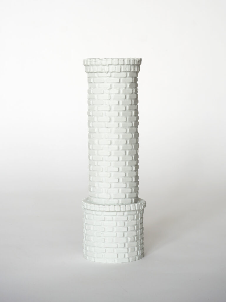 Job-van-den-Berg_Brickwork_vase_porcelain_03